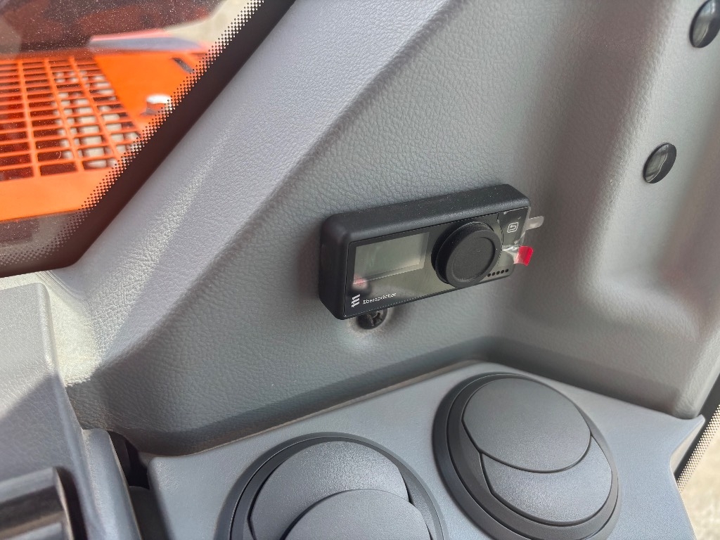Hitachi ZX 135 US-7 / Huippu varusteet, Heti valmis! kuva 11