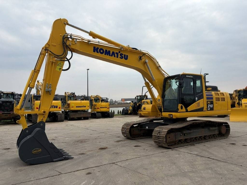 Komatsu PC 210 LC-11