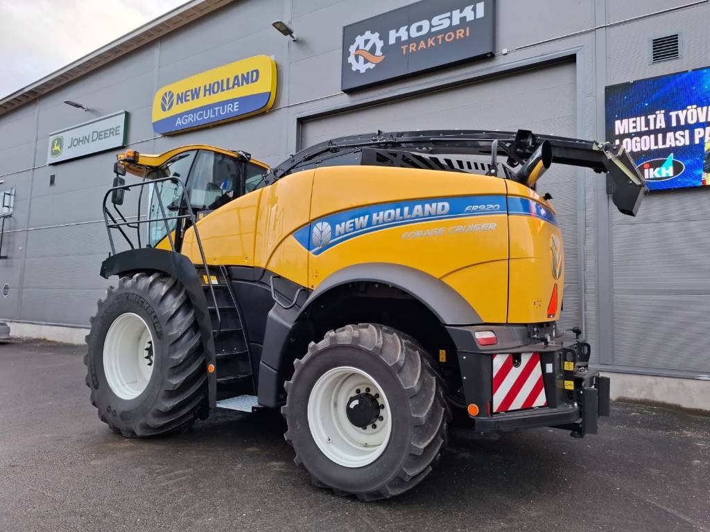 New Holland FR 920