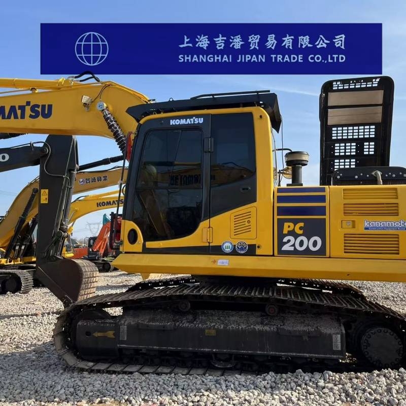 Komatsu PC 200