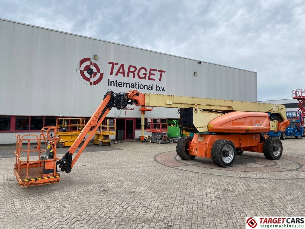 JLG 1250AJP Articulated 4x4x4 Diesel Boom WorkLift 40M