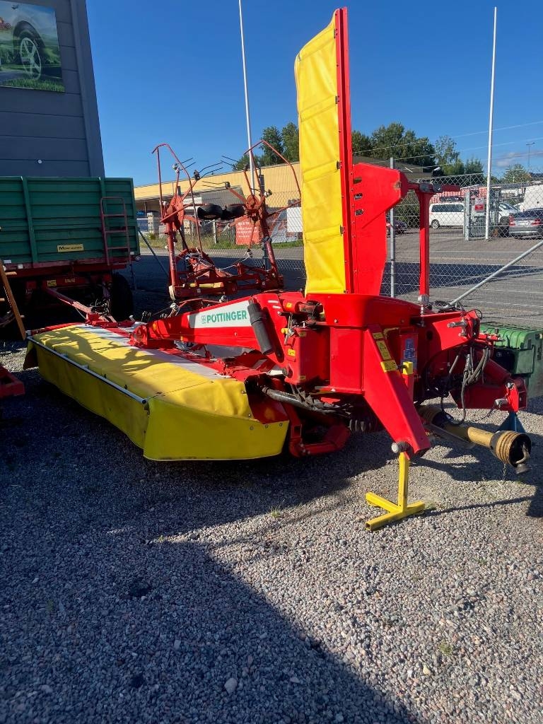 Pöttinger NovaCat 352 CF