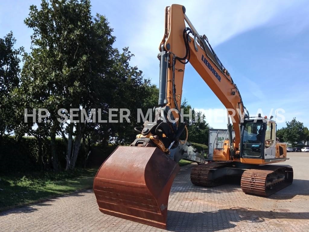 Liebherr R926LC