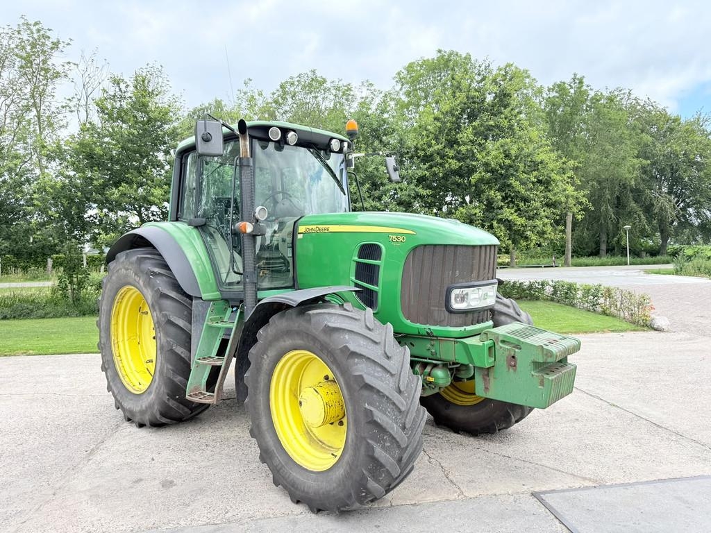 John Deere 7530 Premium Isobus Auto power GPS 7530 Premium Is