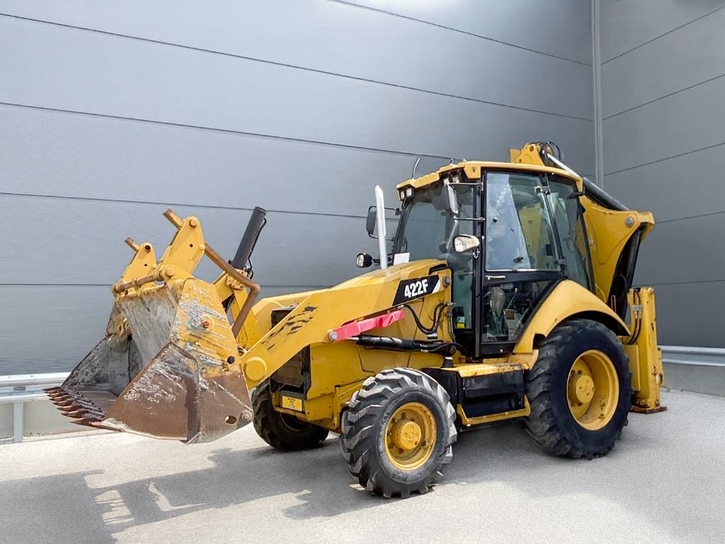 Tractopelle Caterpillar 422 F TURBO — occasion 2012, 13 291 h