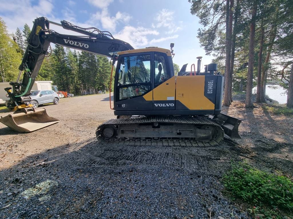 Pelle sur chenilles Volvo EC 140 EL — occasion 2016, 5 976 h