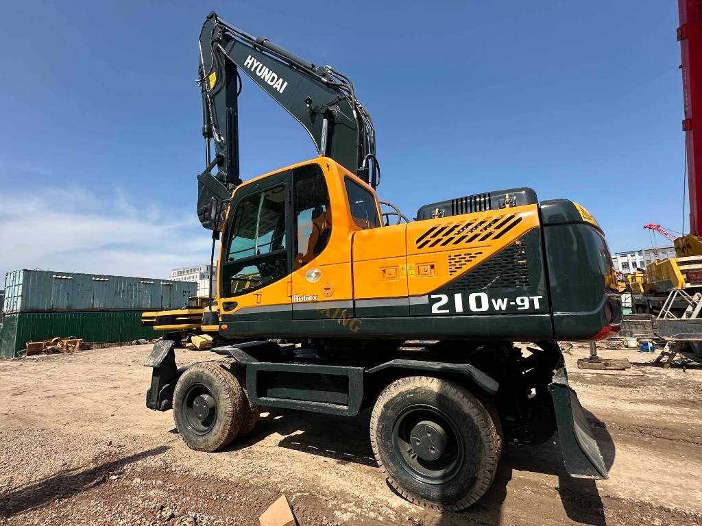 Pelle sur chenilles Hyundai 210W - 9 — occasion 2023