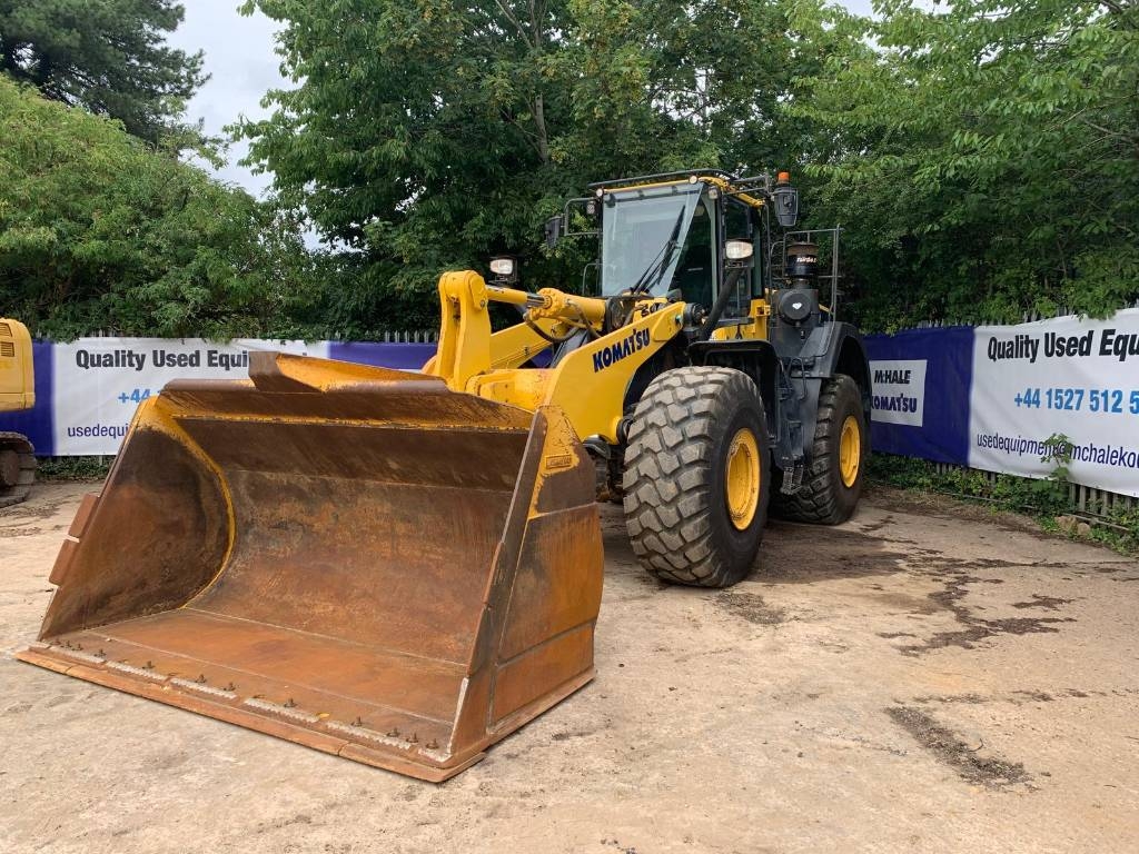 Komatsu WA470-8E0