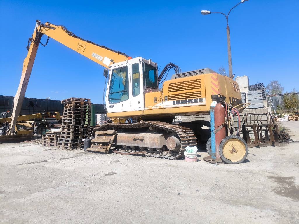 Liebherr 914