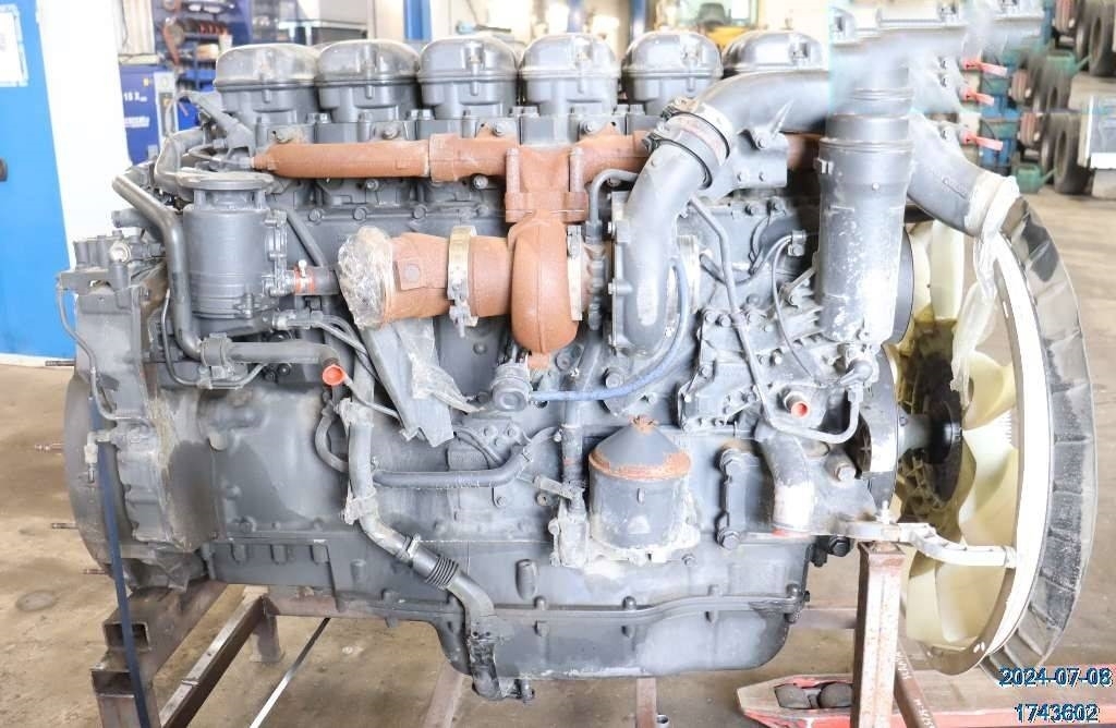 Scania P 360