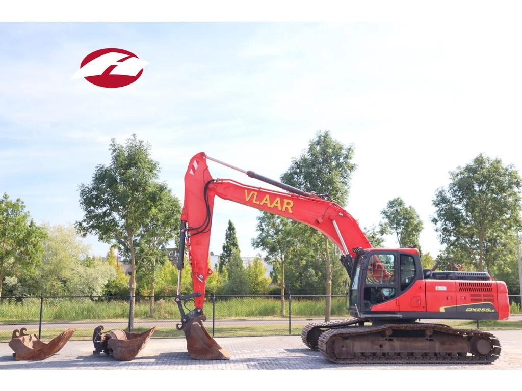 Doosan DX255LC -3 | TILT BUCKET | SKELETON BUCKET | DIGGI