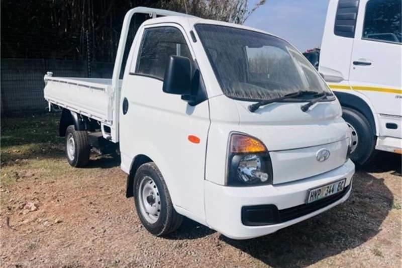 Hyundai H-100