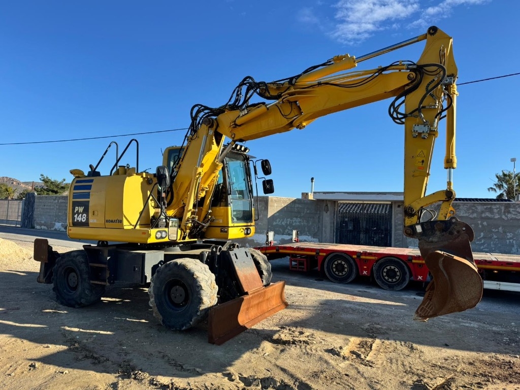 Komatsu PW 148-10
