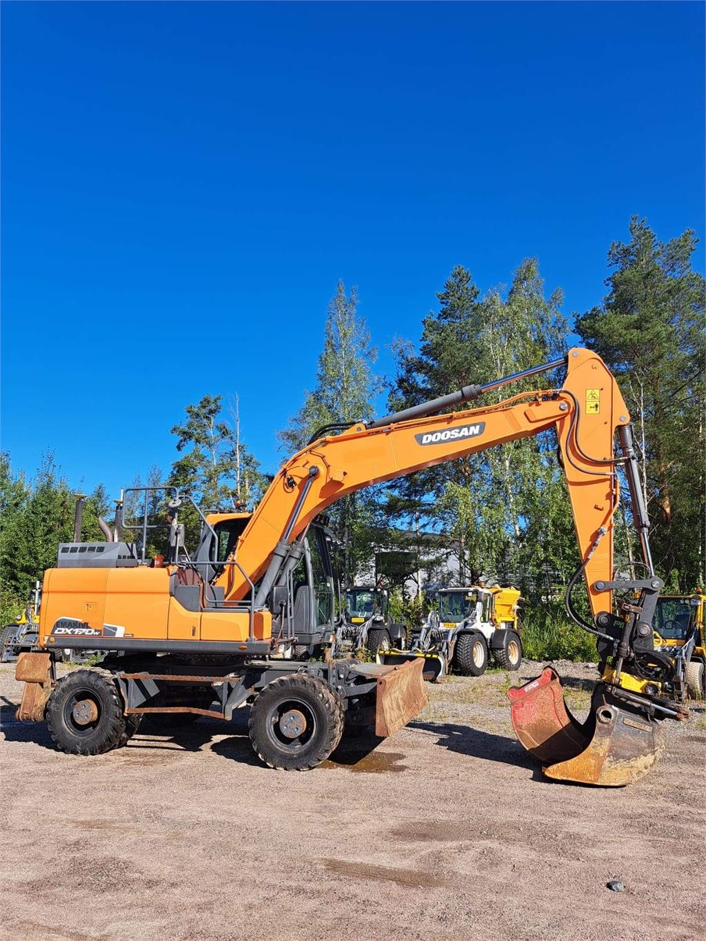 Doosan DX170W-5