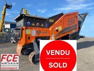 Concasseur mobile Arjes IMPAKTOR 250 EVOIII Tier3III 1er Main — occasion 2022, 460 h