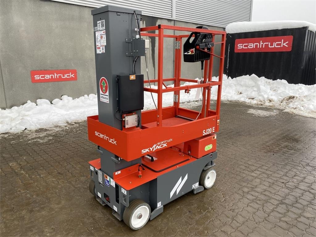 SkyJack SJ20E