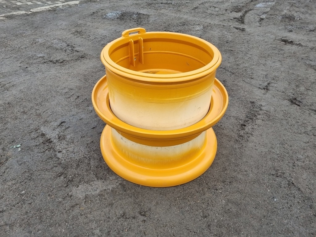 Pneu, roue et jante Case 921 E rims — occasion