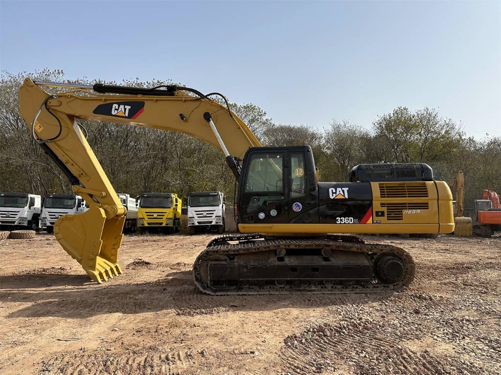 Pelle sur chenilles Caterpillar 336DL — occasion 2022, 2 624 h