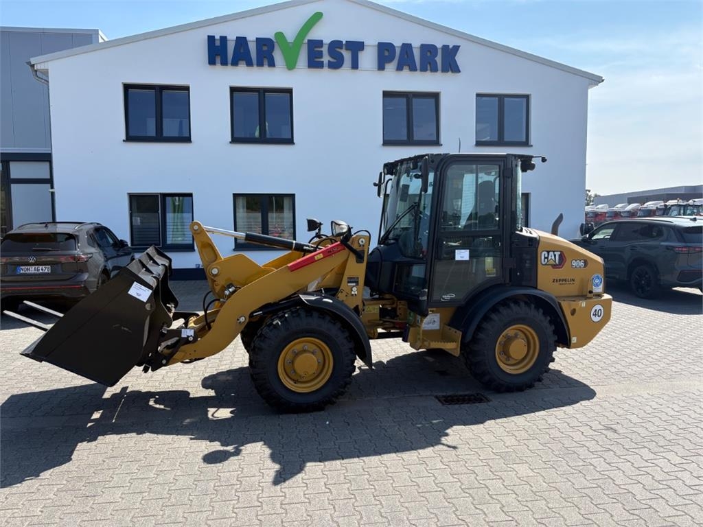 Chargeuse sur pneus Caterpillar 906 — occasion 2023, 11 h
