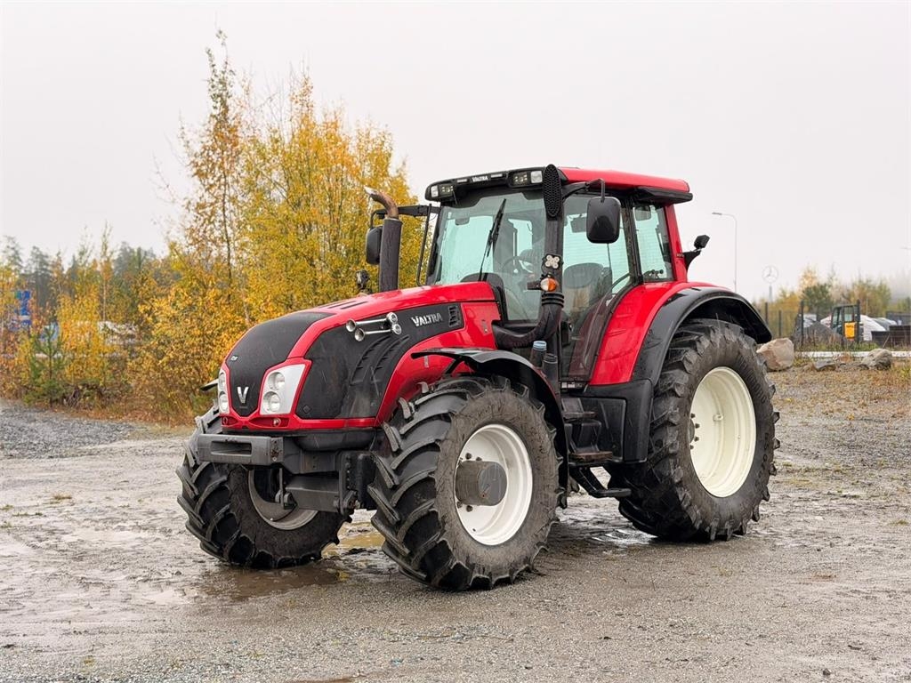 Tracteur agricole Valtra T213 TAAKSEAJOLAITTEET — occasion 2013, 13 950 h