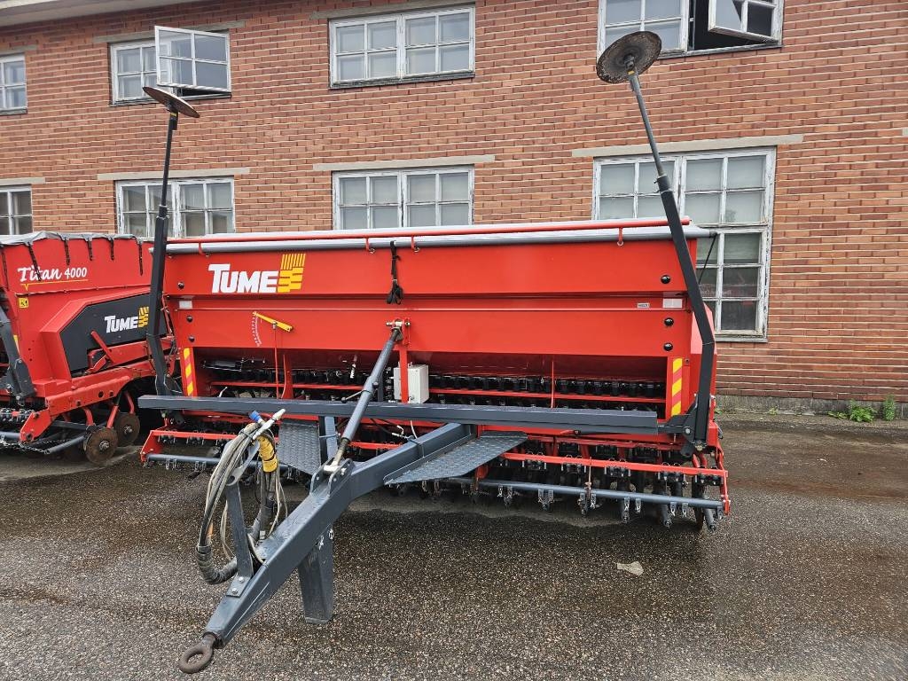 Tume Titan 4000
