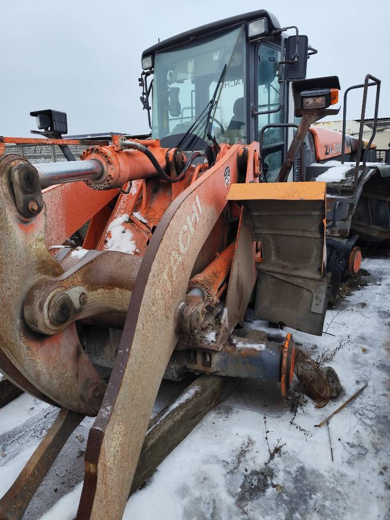Hitachi ZW 310 /na części