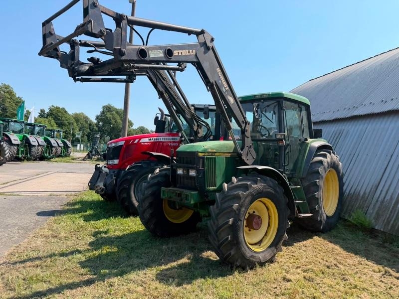 John Deere 6810