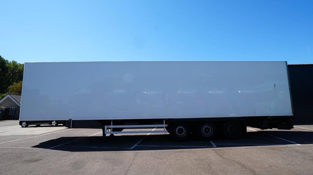Chereau 3 Axle frigo trailer Carrier Vector 1800