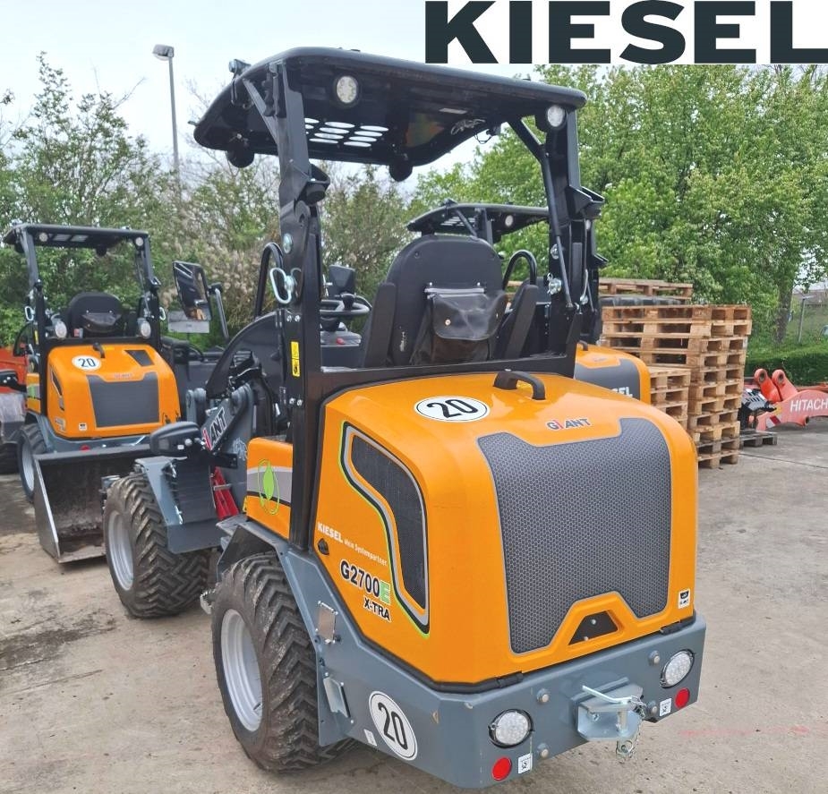 Chargeuse compacte GiANT G 2700 E X-Tra Elektro — occasion 2023, 113 h