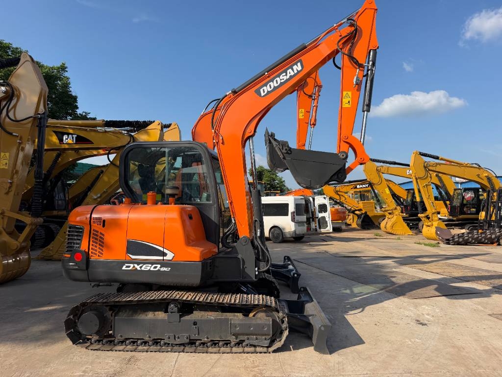 Doosan DX 60