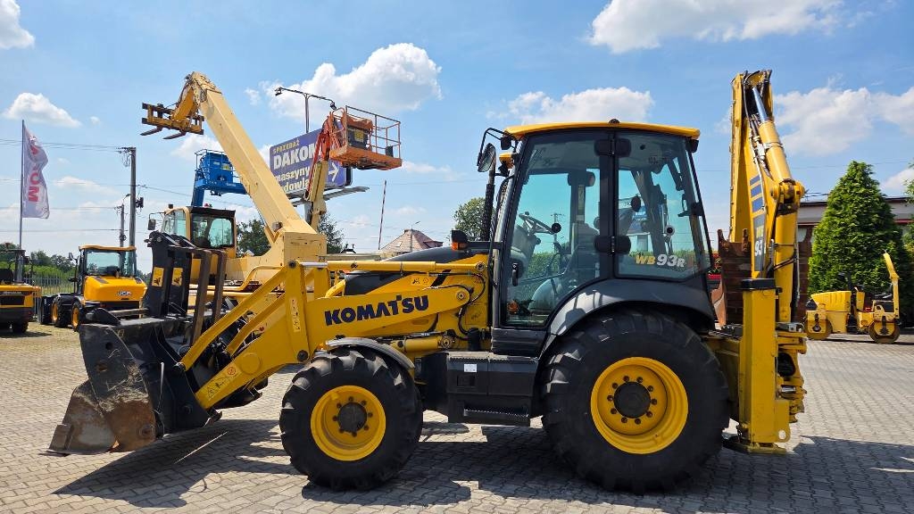 Komatsu WB 93 R-8
