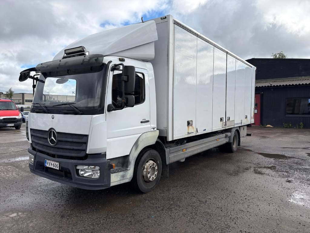 Mercedes-Benz Atego 1323 L