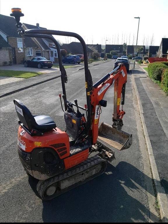 Kubota K 008-3
