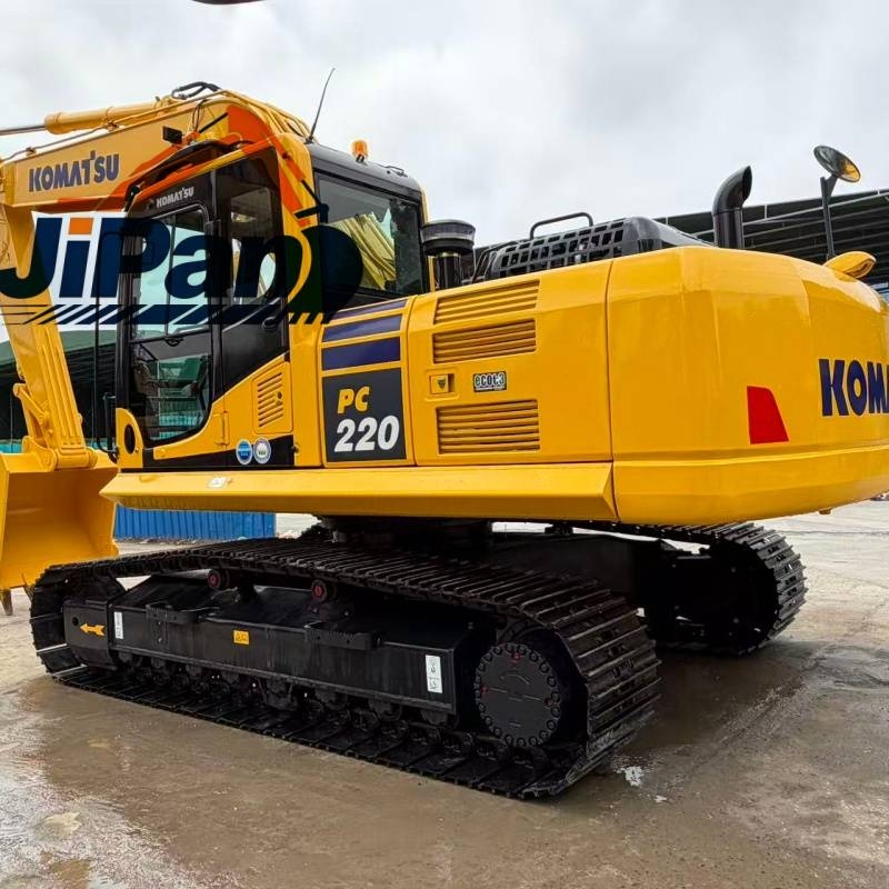 Pelle sur chenilles Komatsu PC 220 — occasion 2022, 3 285 h