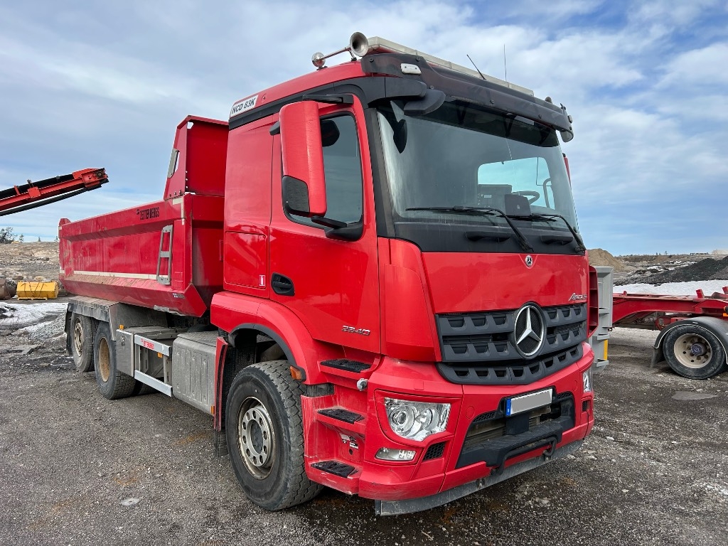 Mercedes-Benz 2540