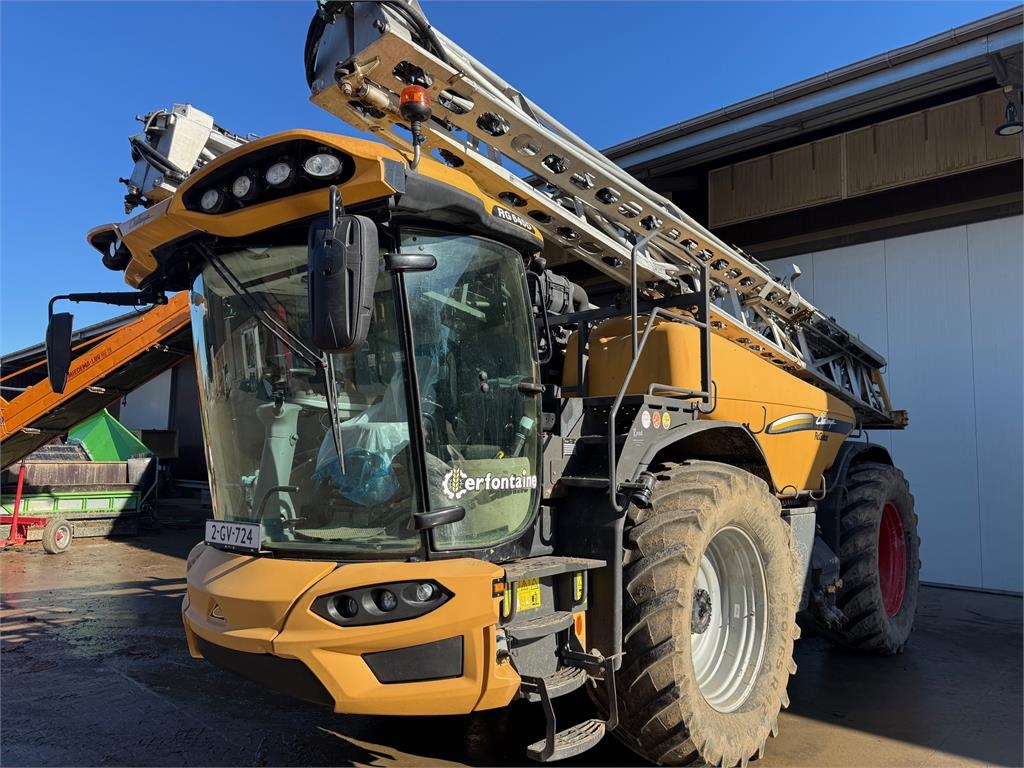 Challenger Rogator 645D