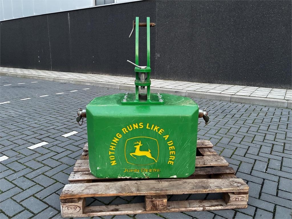John Deere 1050 KG frontgewicht