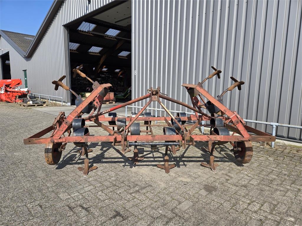 Kongskilde 4.5 mtr cultivator