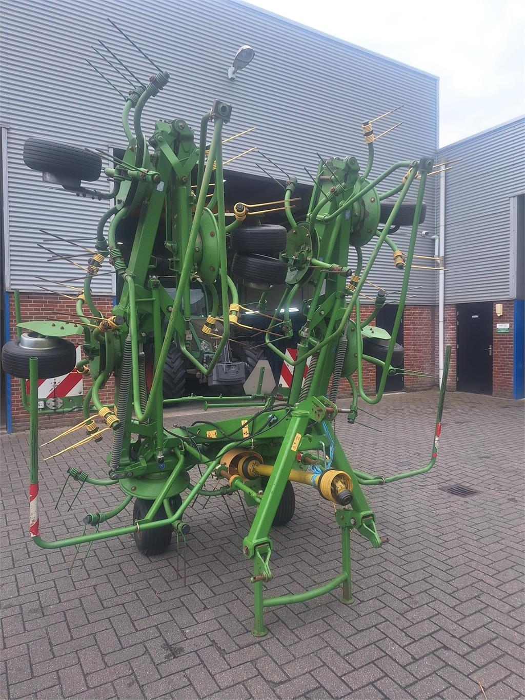 Krone KW8.82/8 schudder