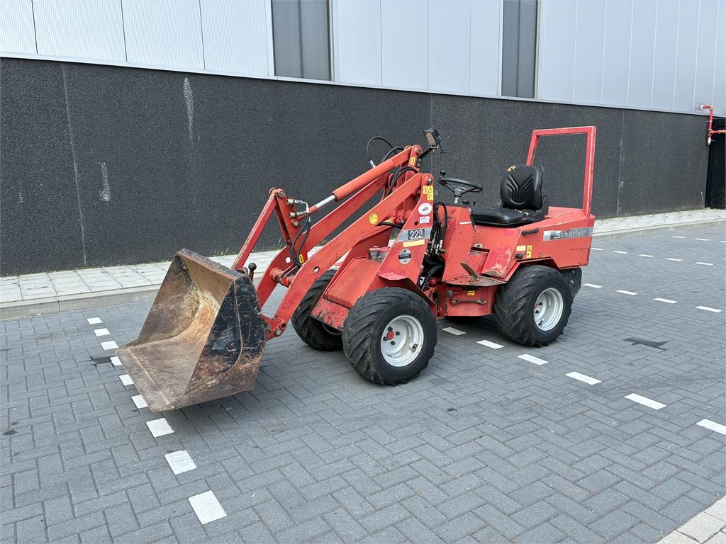Schäffer 222 kniklader