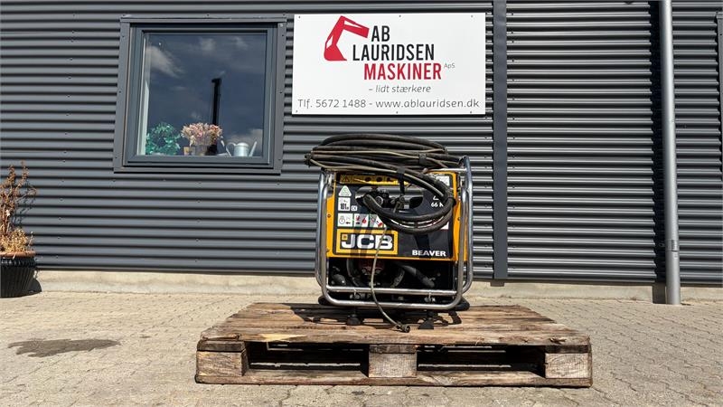 JCB hydraulik station