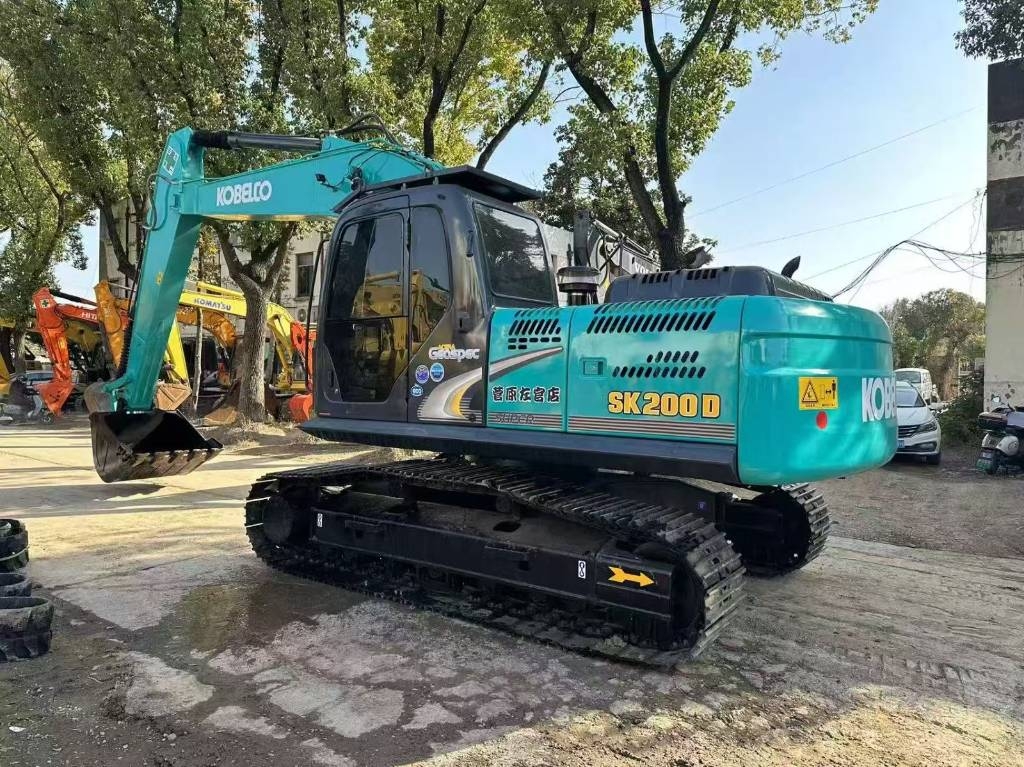 Kobelco SK200