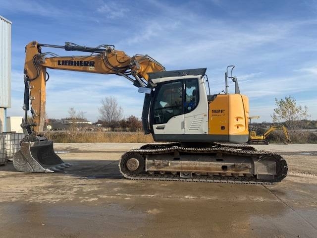 Liebherr R 926 Compact Litronic
