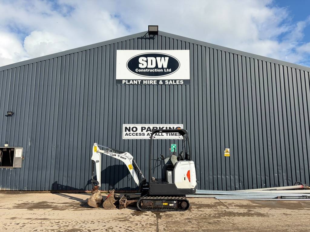 Mini-pelle Bobcat E 17 — occasion 2021, 1 137 h