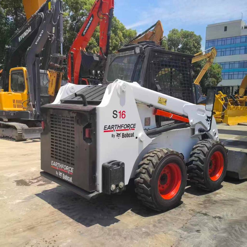 Bobcat S16