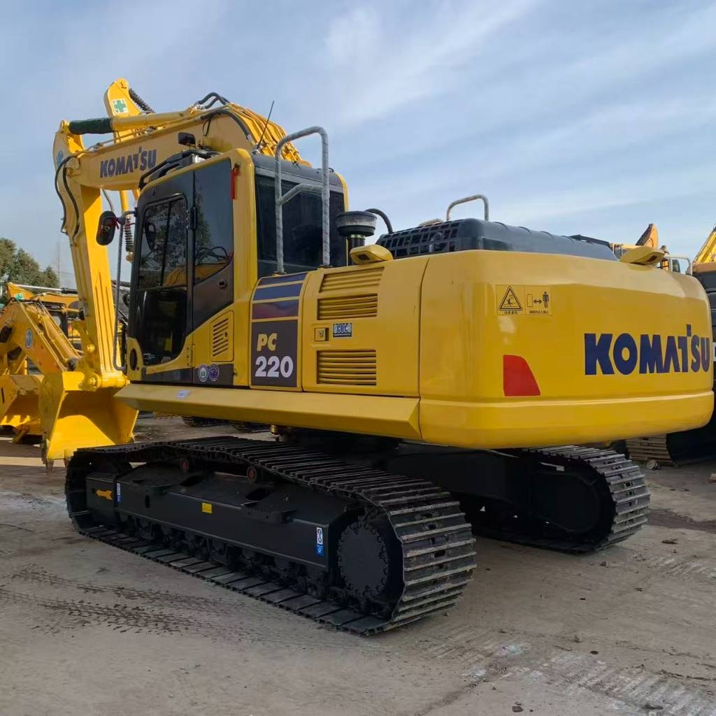 Komatsu PC 220