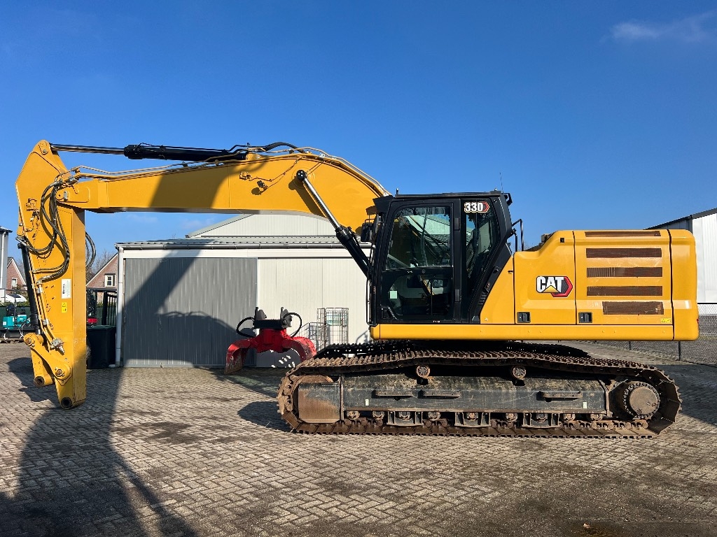 CAT 330