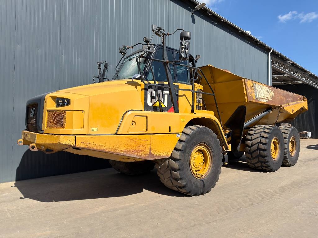 Tombereau articulé Caterpillar 730C2 — occasion 2016, 10 723 h