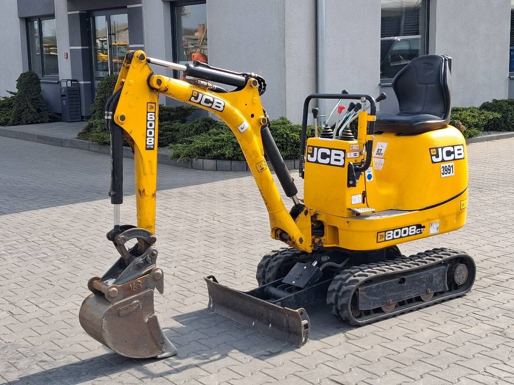 JCB 8008 CTS