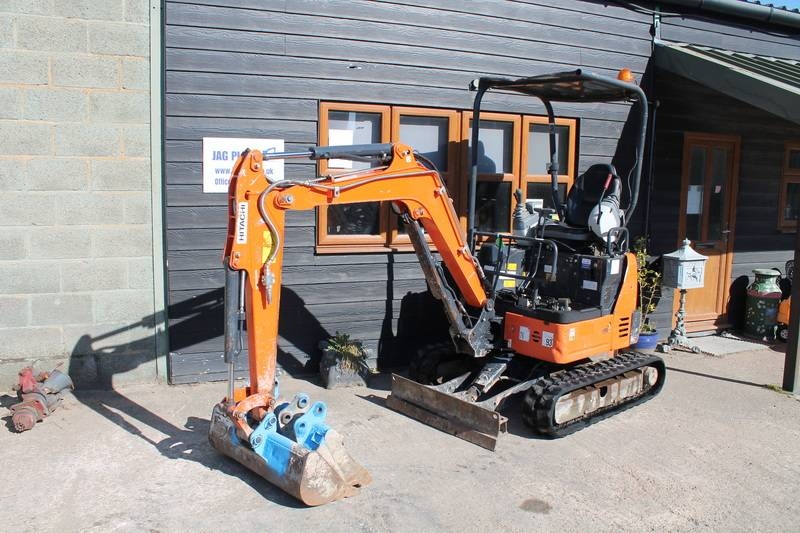 Hitachi ZX 19 U